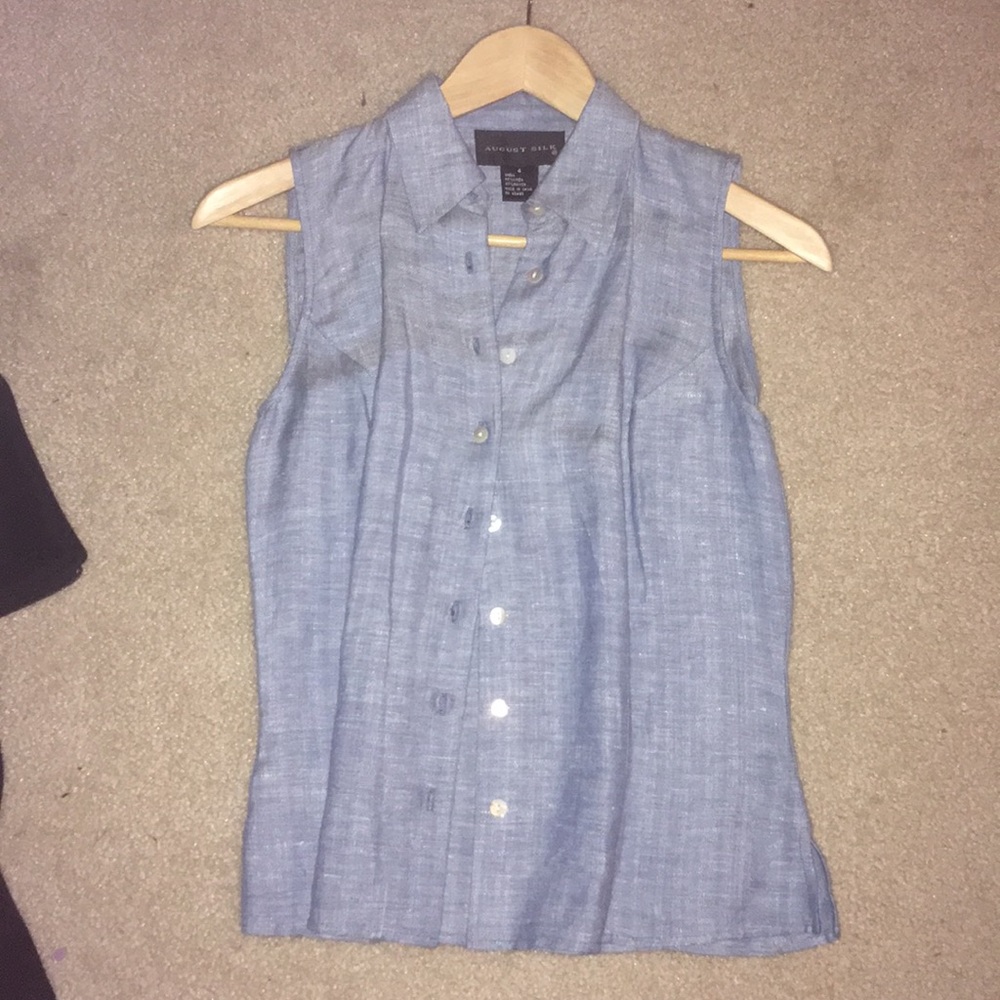 Button down vest